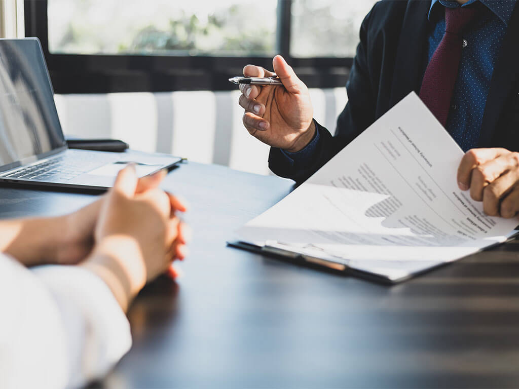 What Does a Real Estate Lawyer Do? Understanding the Role in Property Transactions
