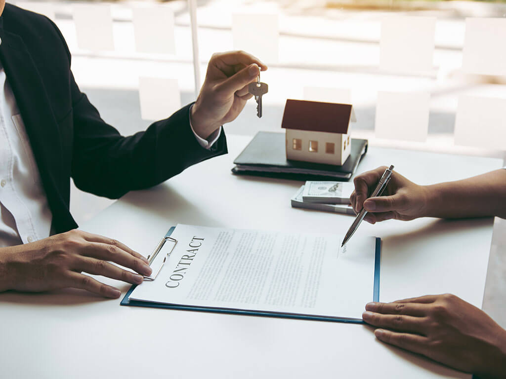 When Should You Consult a Real Estate Lawyer in Scranton? 7 Key Triggers